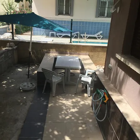 *** Beyaz *** Apartament *